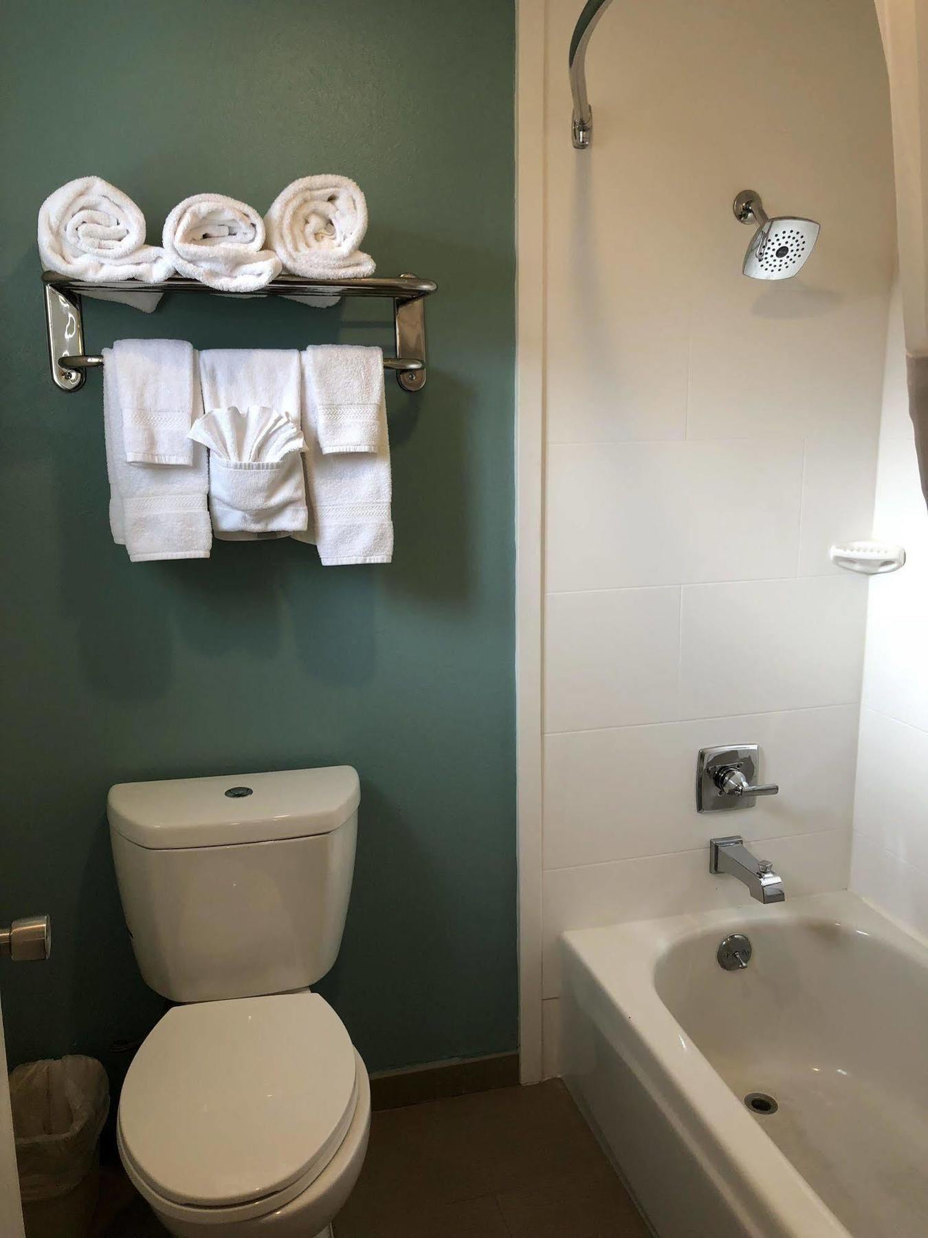 Anacortes Inn Екстериор снимка